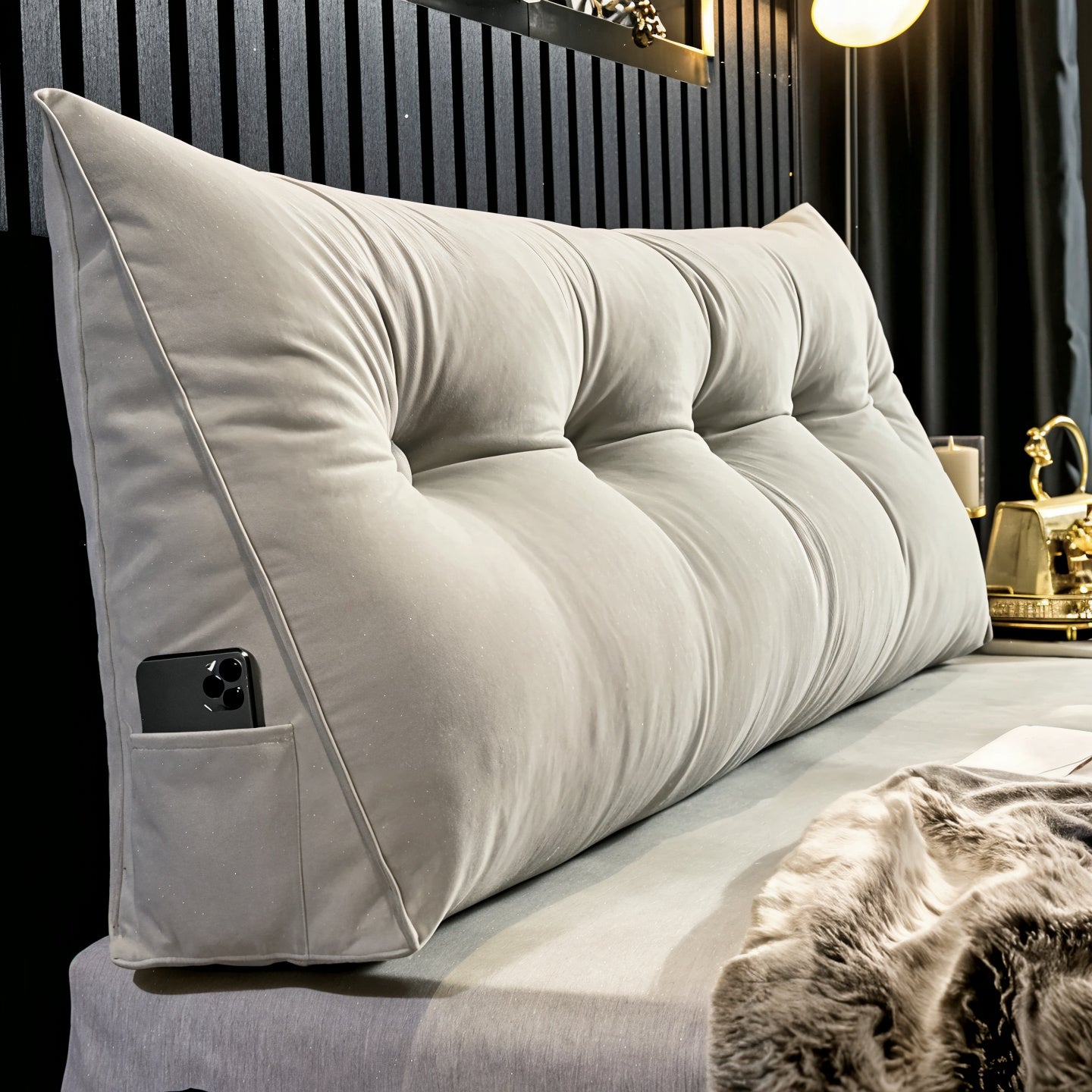 RoyaleGlow Lyxig Wedge Kudde - Ergonomiskt Stöd för Säng & Soffa