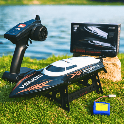 Fjärrkontrollsbåt för snabb dammkapplöpning