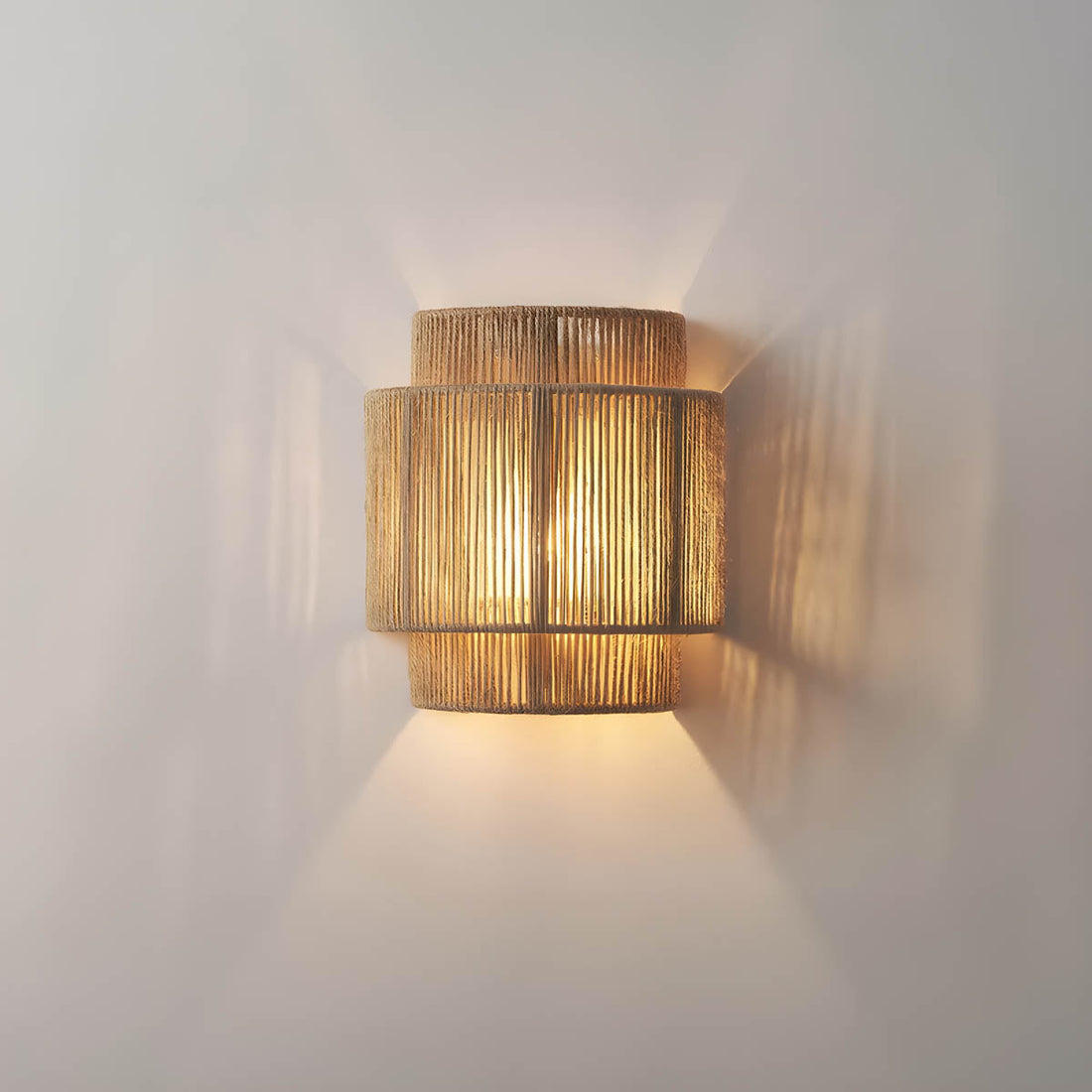 LumeZen Vägglampa - Stråla Elegans i Ditt Interiör