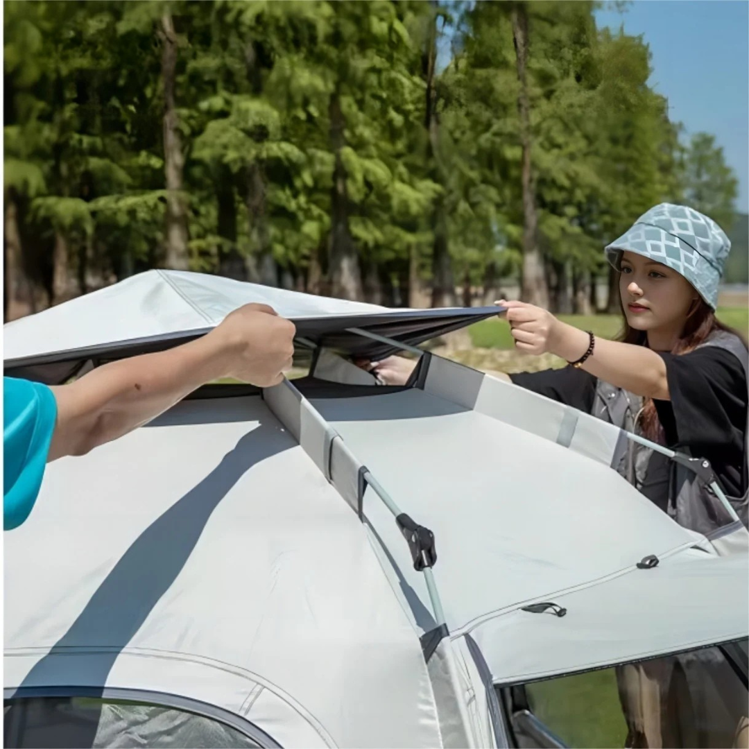 Vattentätt familjetält med pop up takfönster