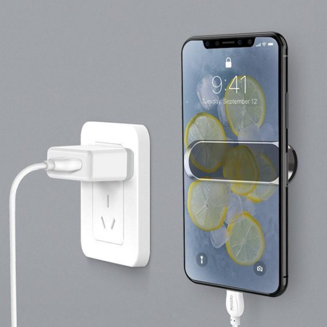 Magnetisk biltelefonhållare för instrumentbräda