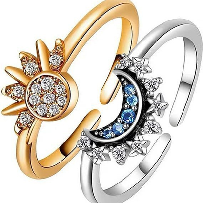 Kristalluttalande ring med sol- och måndesign