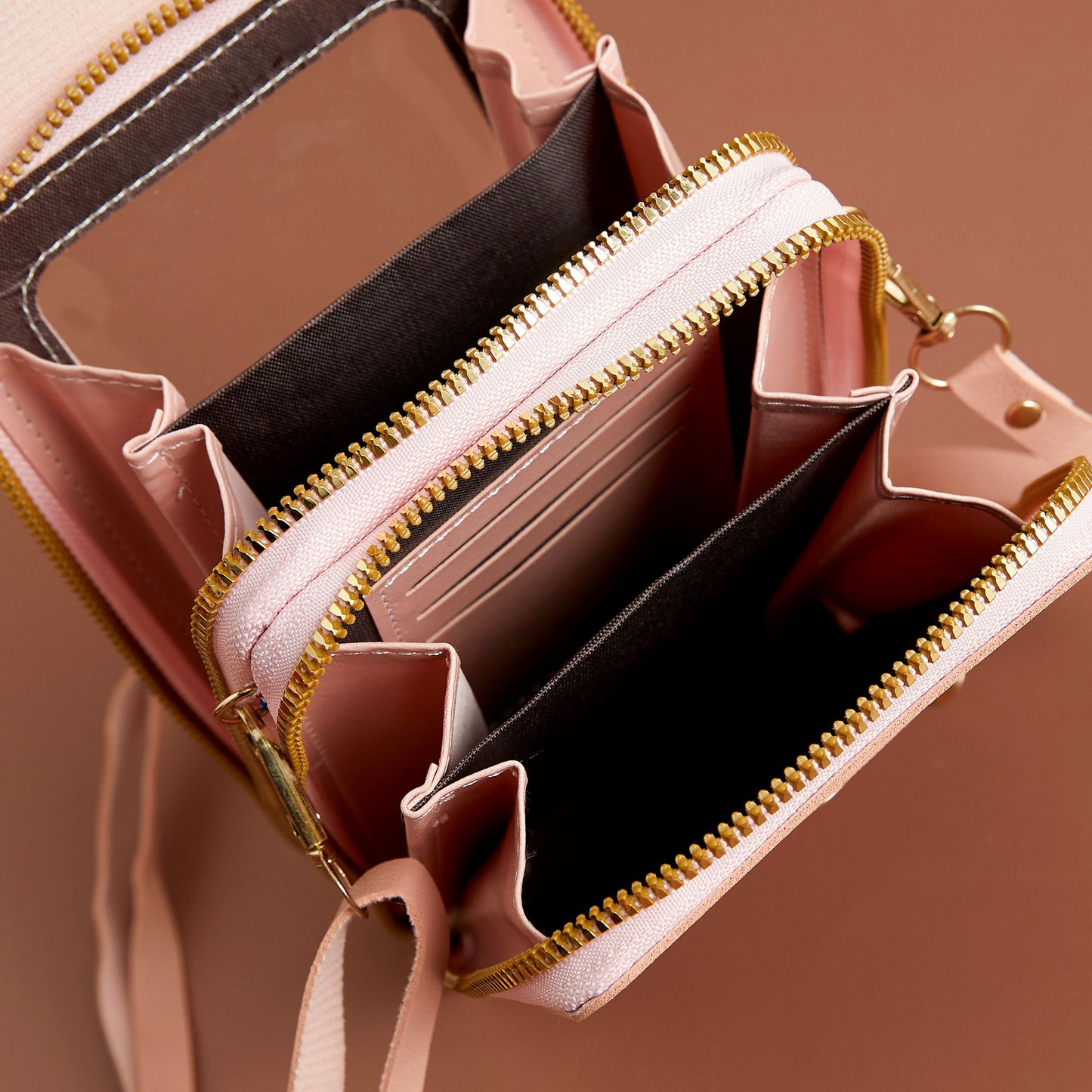 Crossbody-väska med RFID-skydd och dragkedjefickor