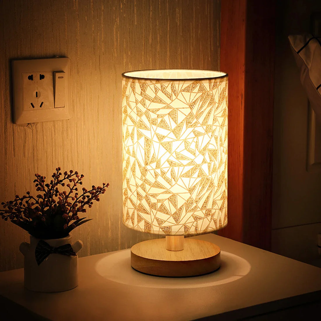 LuminElite Bordslampa: Elegans belyst
