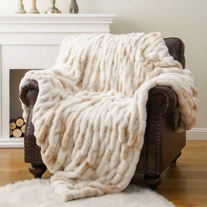 Elegant Faux Fur Filt