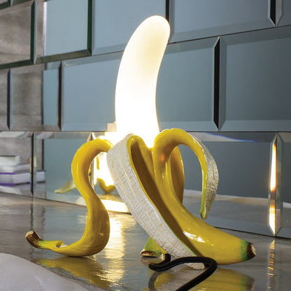 Lunara Deco | Art-Déco-bordslampa i bananblad-design
