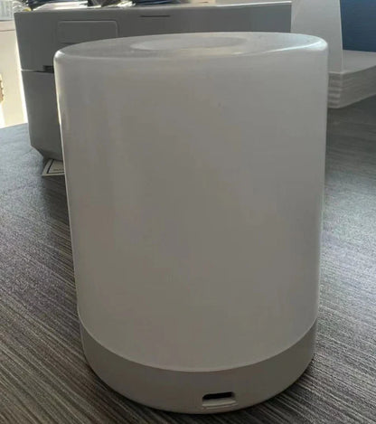 Dimbar LED-bordslampa med USB-anslutning för flexibel belysning