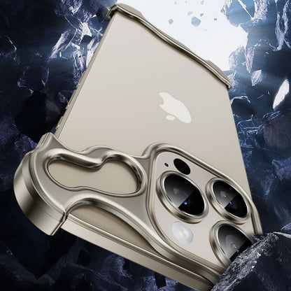 iPhone Fodral Klar Minimalistisk Metallkant Design