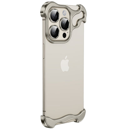iPhone Fodral Klar Minimalistisk Metallkant Design