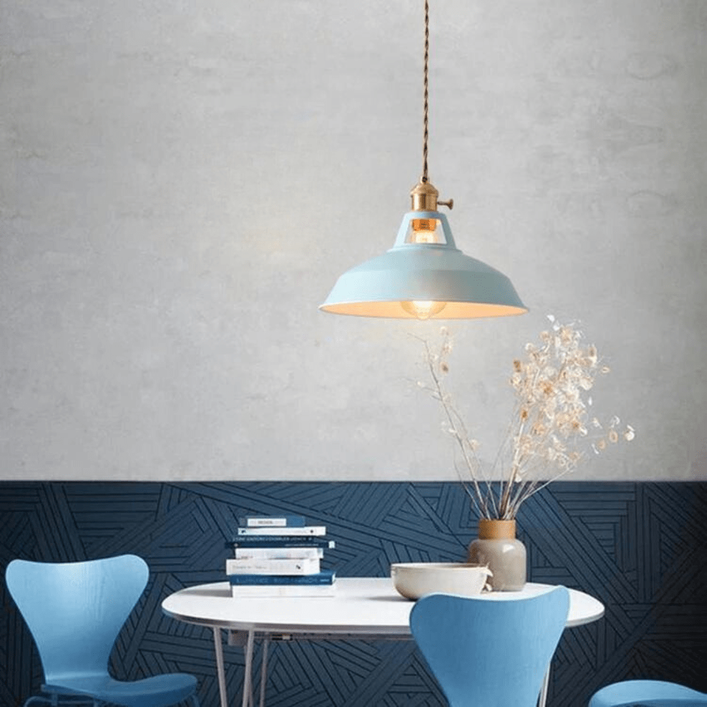 Elegant Industriell LED Taklampa i Metall
