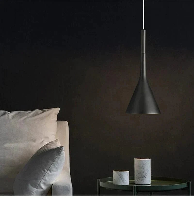 Modern LED Taklampa för Stilsäkra Interiörer
