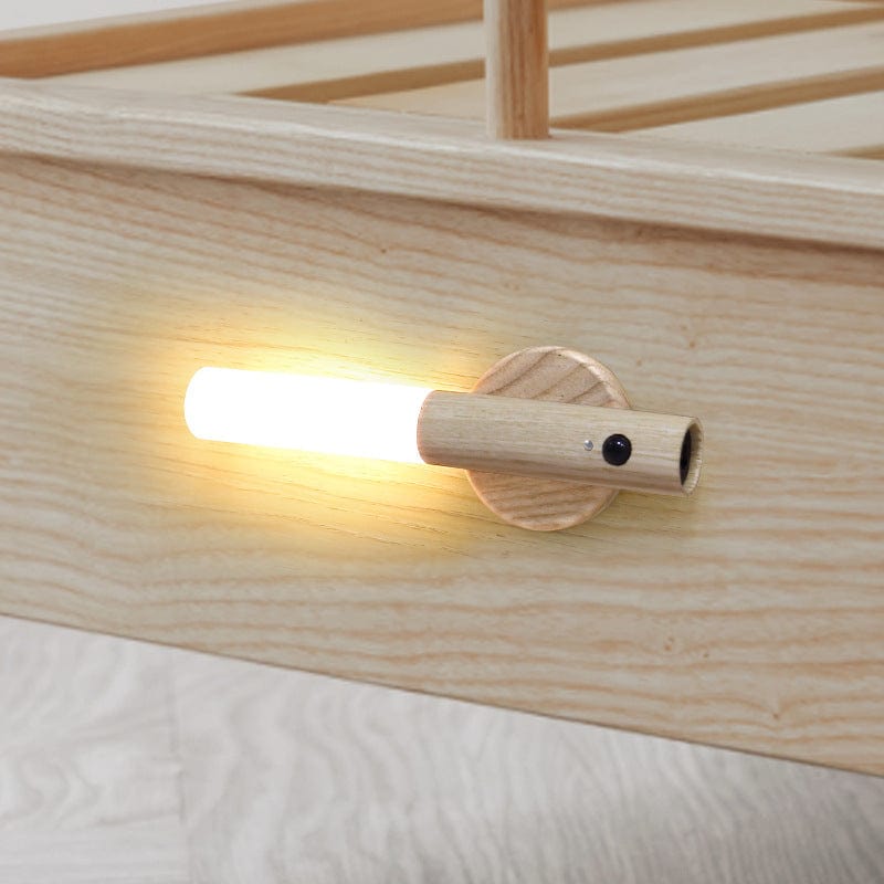 GlowSense - Trä Smart Vägglampa med Rörelsesensor