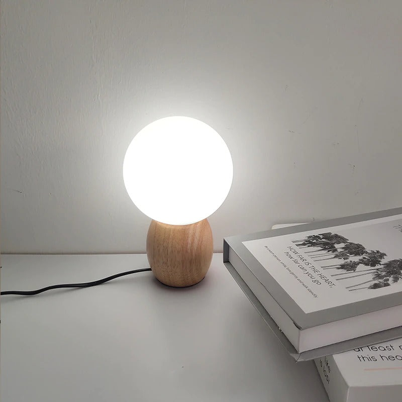 Trä LED Sänglampa med Klot Skärm för Vintage Stil