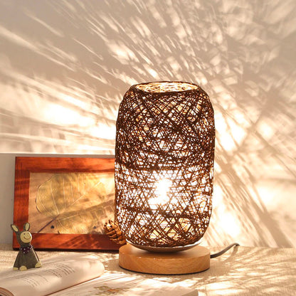 Rattan och trä sänglamp med modern bokdesign