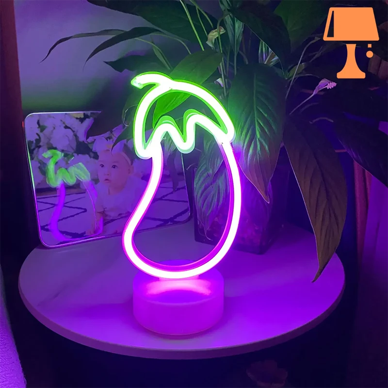 NeonGlow - Aubergine lamp med lila kropp med ljusgrön neonstam för lekfull belysning