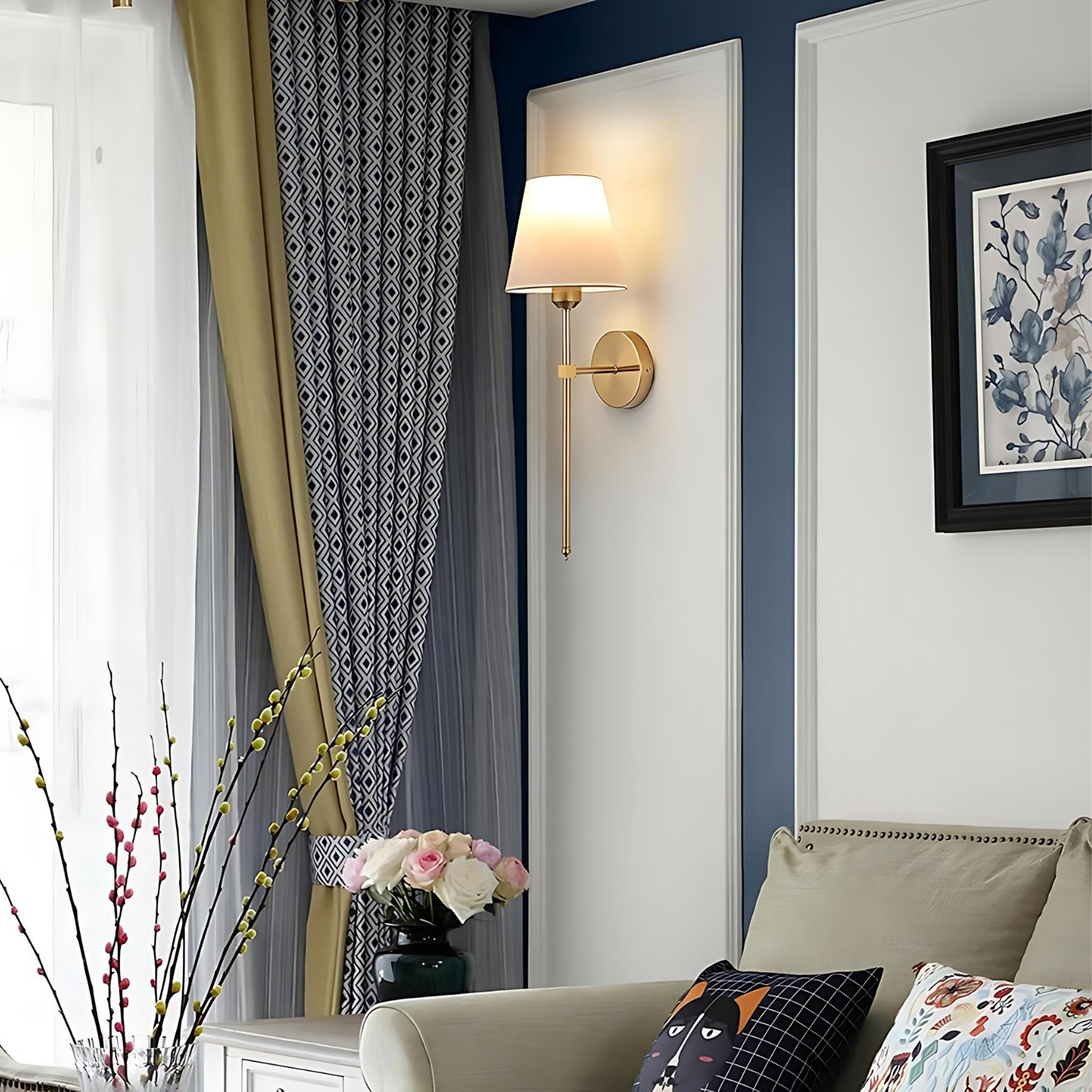 Carvallo – Vägglampa Elegant och Funktionell för en Varm Atmosfär