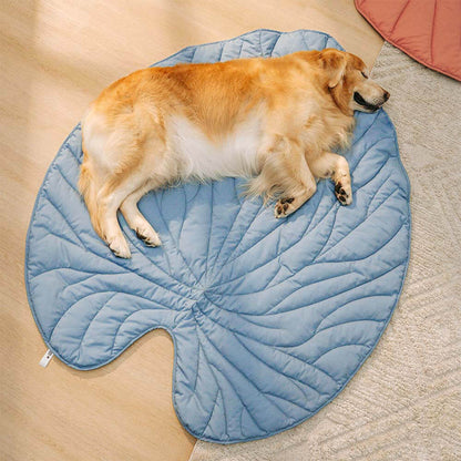 Leafnest - Hundfilt i form av ett blad för komfort och stil