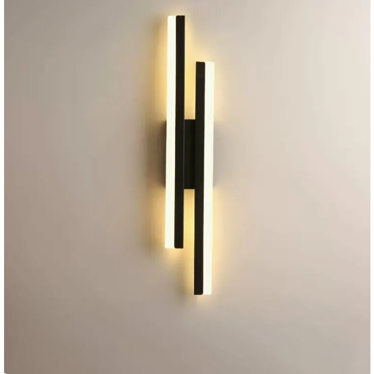 LumiGlow LED Vägglampa – Elegant Minimalistisk Belysning för Moderna Interiörer