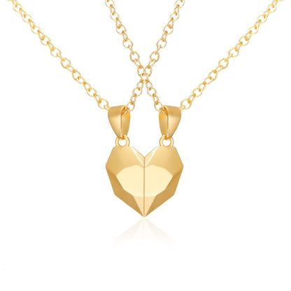 Lexy Couple Necklace - 2-i-1 Magnetisk hjärtberlock för förälskade