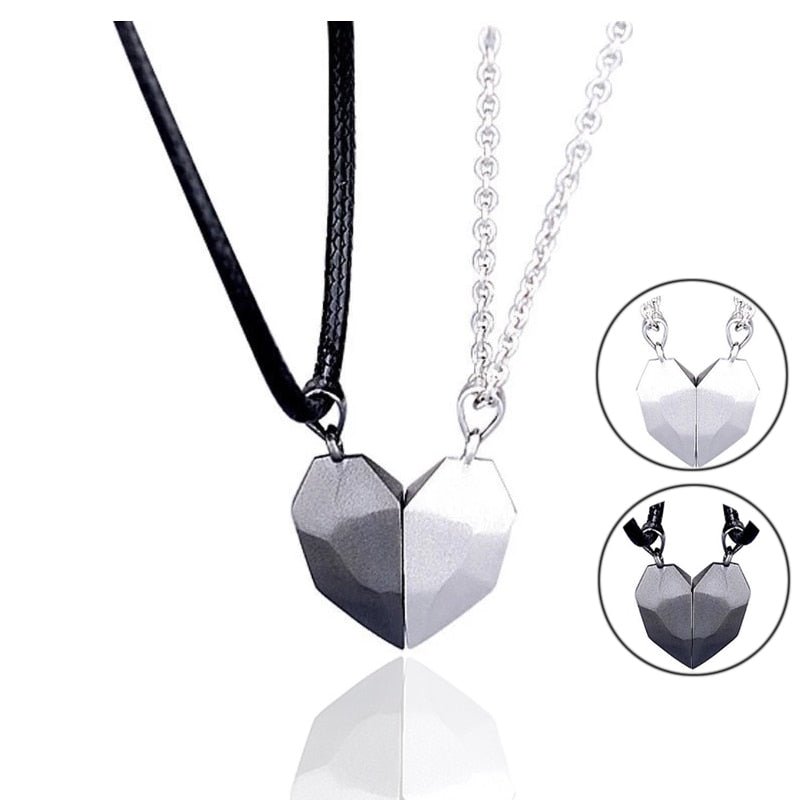 Lexy Couple Necklace - 2-i-1 Magnetisk hjärtberlock för förälskade