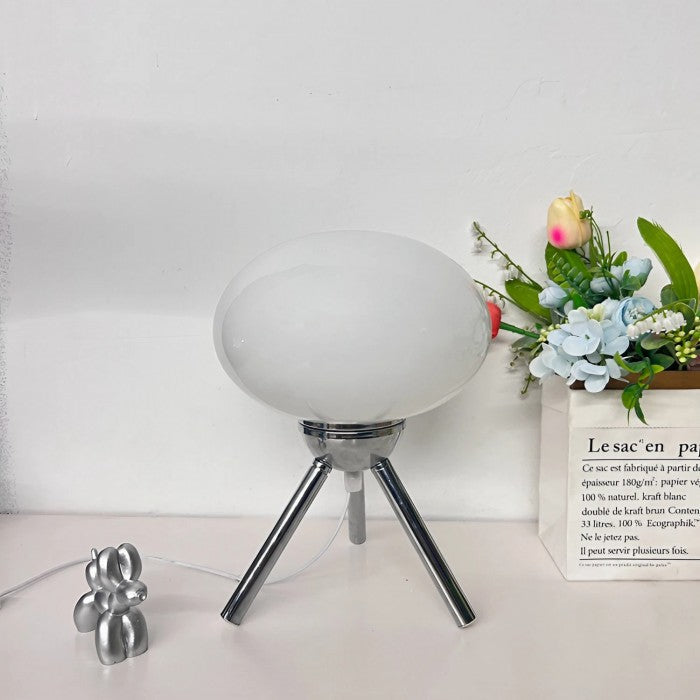 Carvallo – Modern glas stativ bordlampa