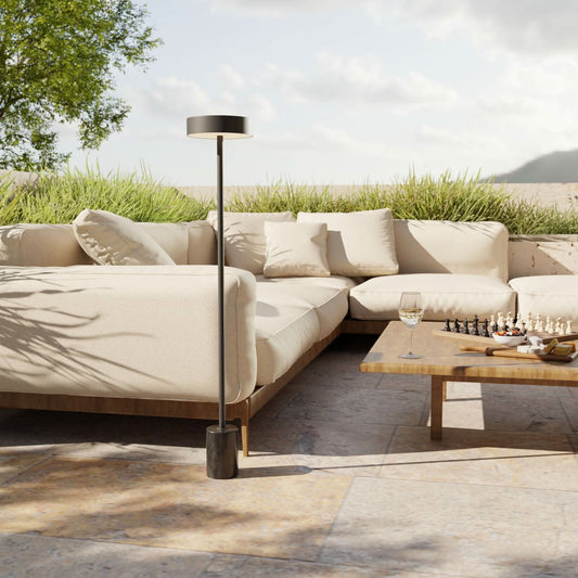 Uranos Golvlampa – Elegant Batteridriven LED-lampa för Inomhus & Utomhus