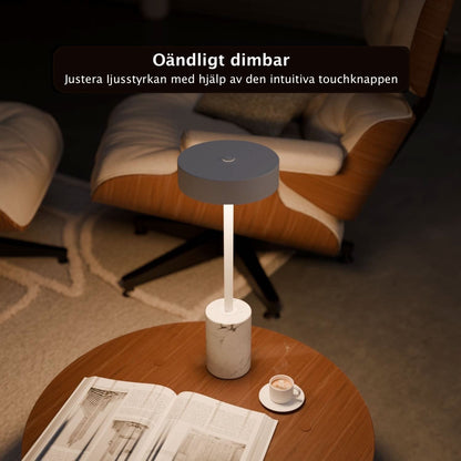 Uranos Golvlampa – Elegant Batteridriven LED-lampa för Inomhus &amp; Utomhus