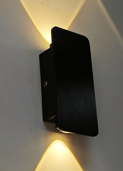 LUMINA SLIM - Minimalistisk LED-vägglampa för moderna interiörer
