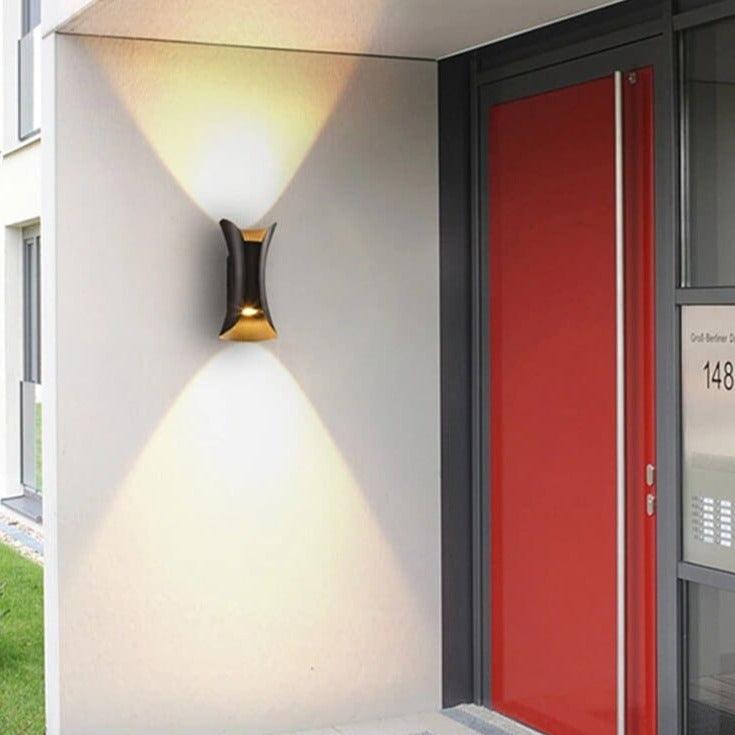 Carvallo – Stilig Utomhus Vägglampa med Väderbeständig Design