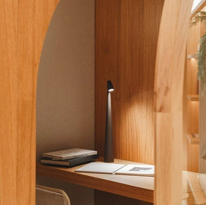 Carvallo - Bärbar belysning med varm atmosfär