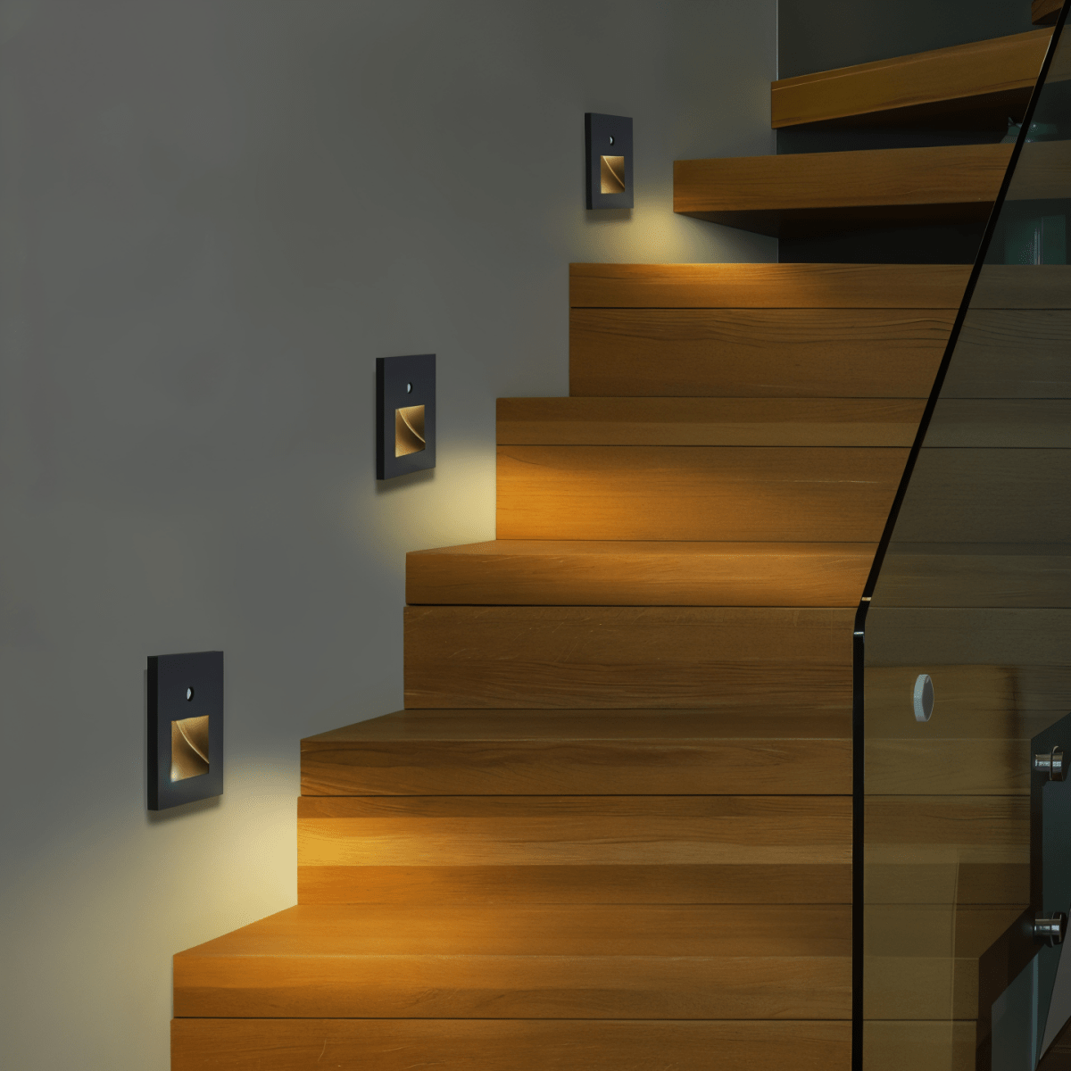 LumiStep Vägglampa med rörelsesensor - Stilfull säker belysning för inomhusbruk