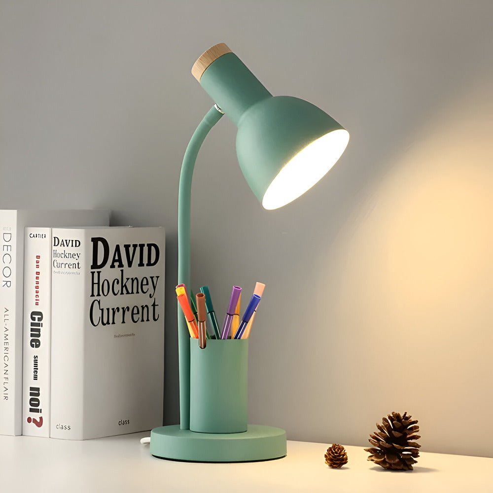 LumoDesk – LED-bordslampa med pennhållare för organisation och belysning