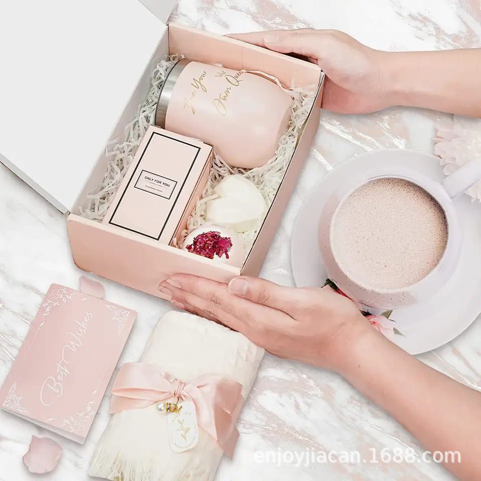 Lyxigt badpresentset från Bloombat - Komplett spa-upplevelse - Aromaterapi &amp; hudvård - Perfekt avkopplingspresent för kvinnor