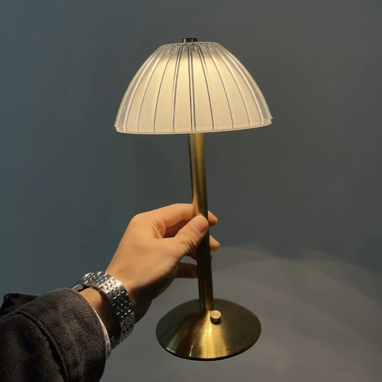 PrismGlow - Trådlös Bordslampa
