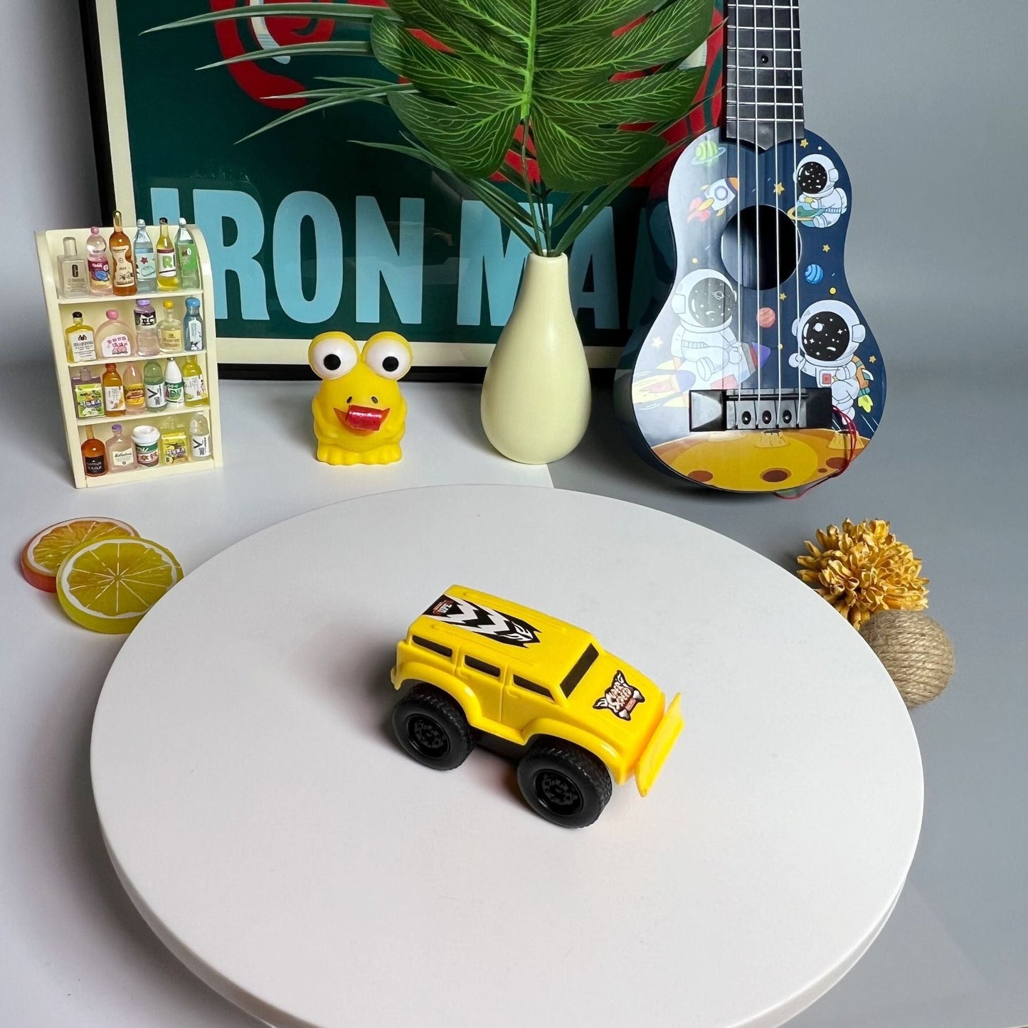 Leksaksbilar med magnetisk väggklättringsaktig