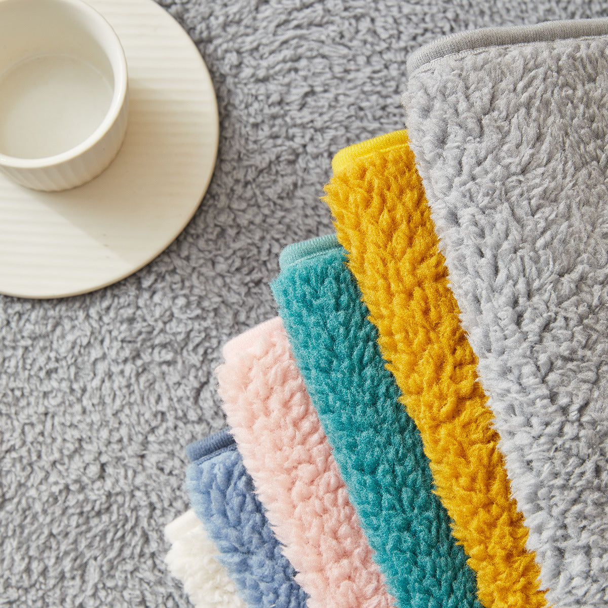 Lovely Cat's Paw Sherpa Fleece Anti-Slip Sofföverdrag