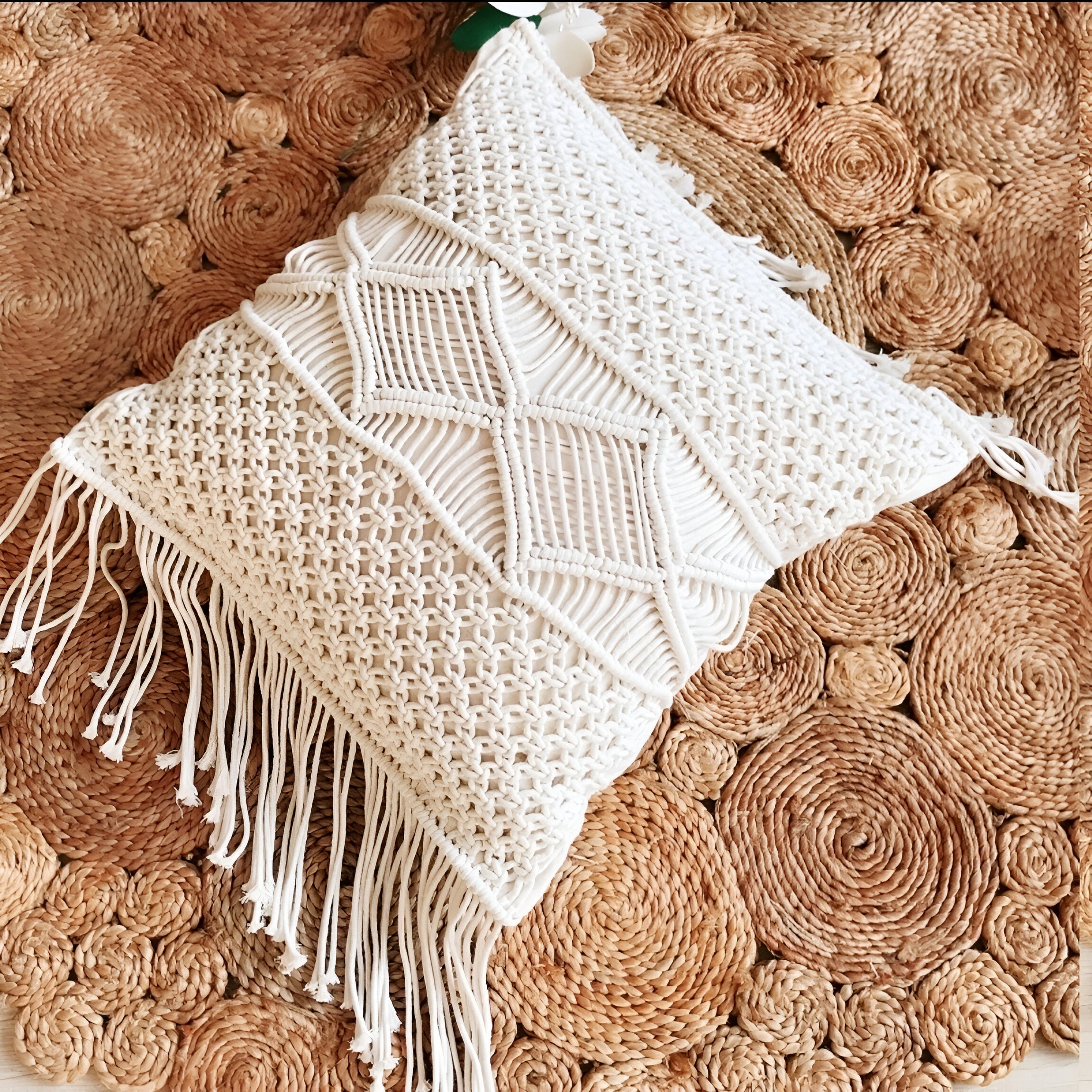 LushWeave Cover - Handgjord bohemisk kuddfodral