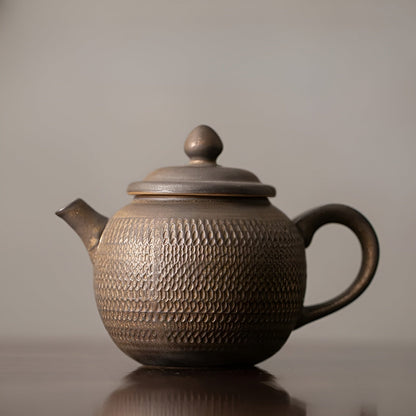 Teekanne av järn med glasyr – Japansk design &amp; handgjord | Perfekt för Gongfu te ceremonier
