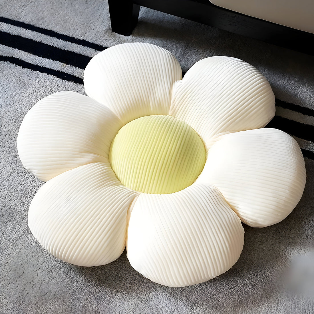 FloraDream Kudde - Mjukt Kudde med Sex Blommor Petal