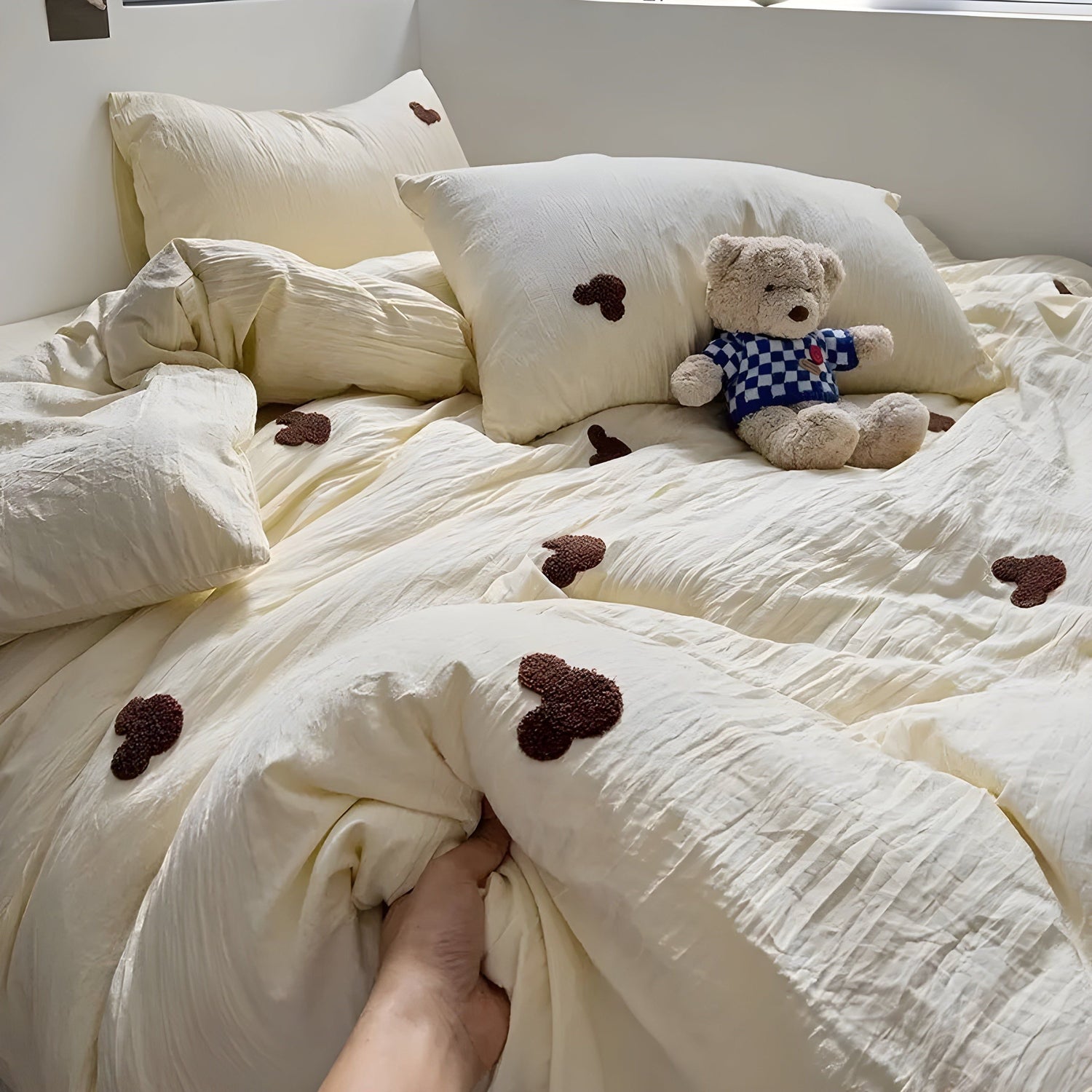 SweetNest Sängkläder Set - Avslappnad Broderad Hjärta Täcke Sängkläder Set (1 Filt + 1 Duvet Täcka + 2 Kuddöverdrag)