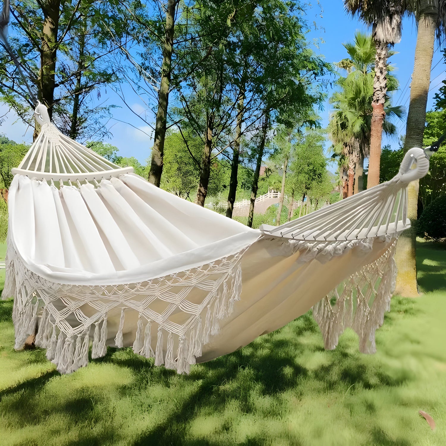 SkyNest - Fällbar utomhushängmatta med myggnät och förvaringsficka