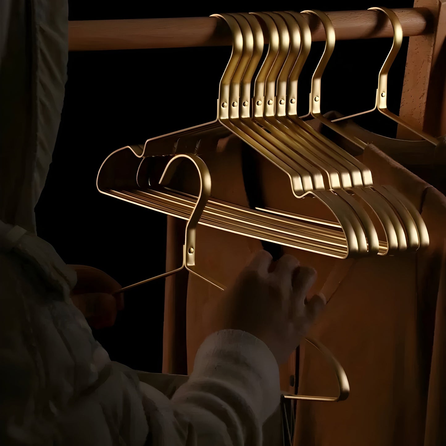 CozyRack Hanger - Hållbar metallklädhängare