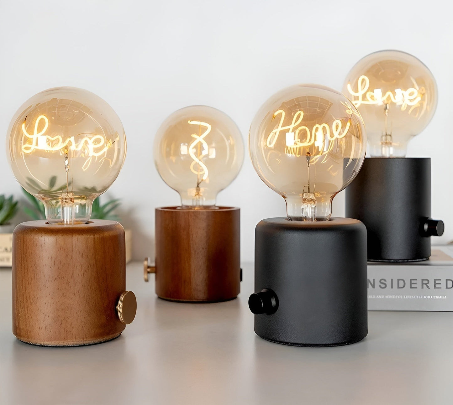 LunaHollow Lampa – Vintage Trälampa