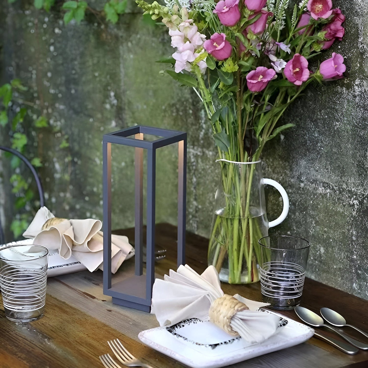 GastroBeam Lampa – Modern Uppladdningsbar LED-Lampa