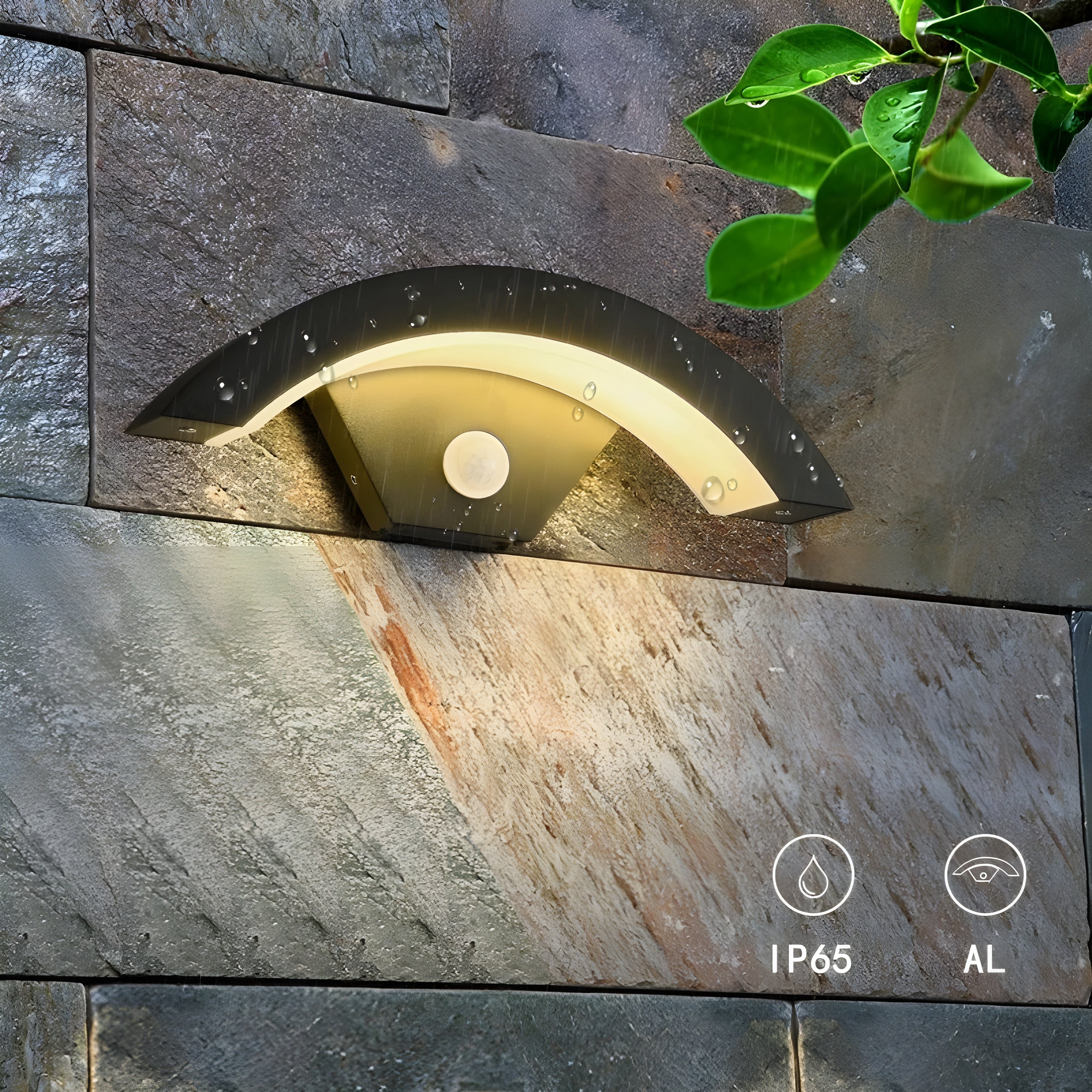 SafeGlow Light - Vattentålig LED-vägglampa med människodetektering