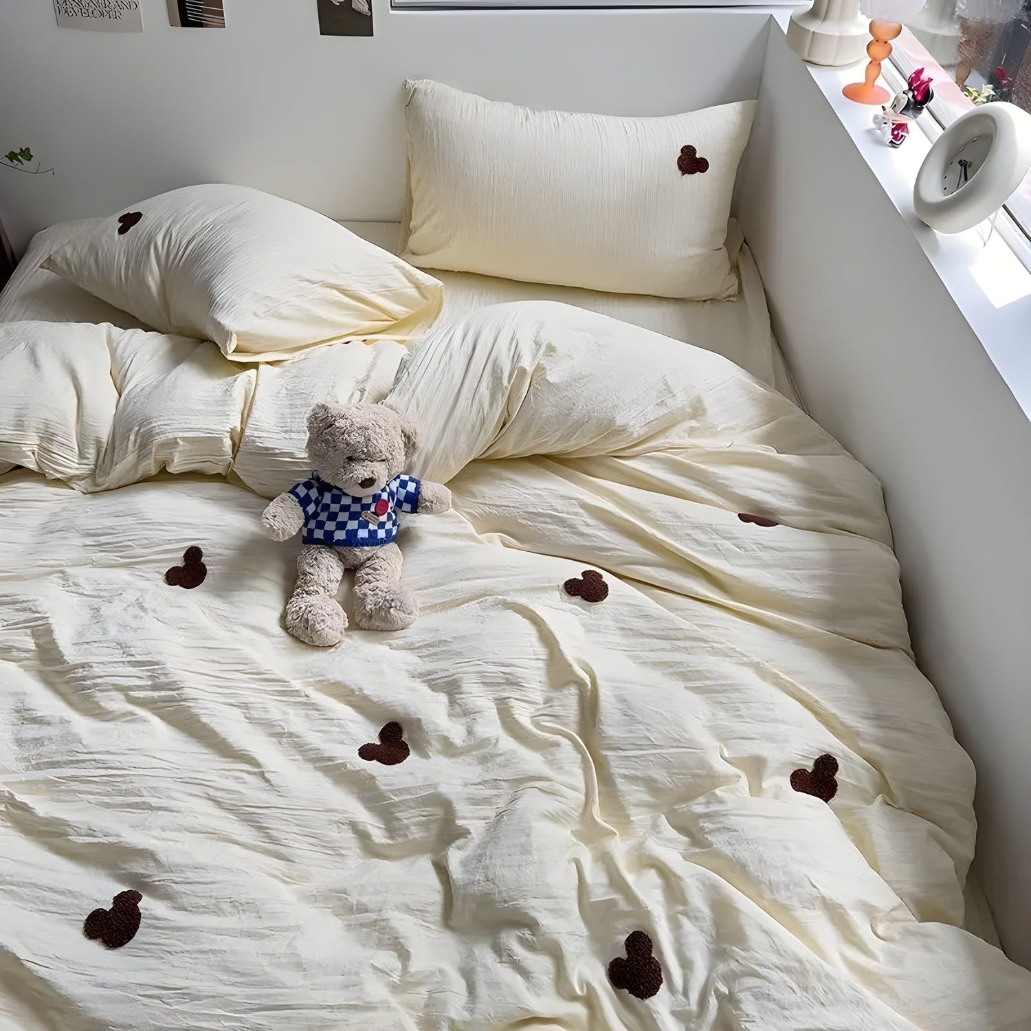 SweetNest Sängkläder Set - Avslappnad Broderad Hjärta Täcke Sängkläder Set (1 Filt + 1 Duvet Täcka + 2 Kuddöverdrag)