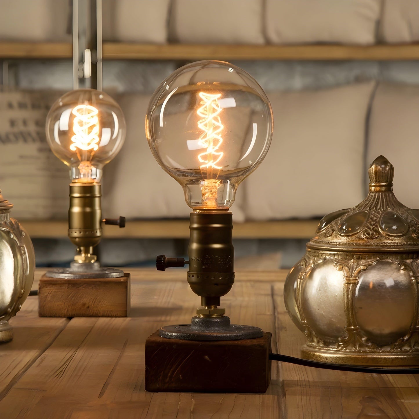 RetroGlow Lampa - Retro LED Bordslampa med Strömbrytare