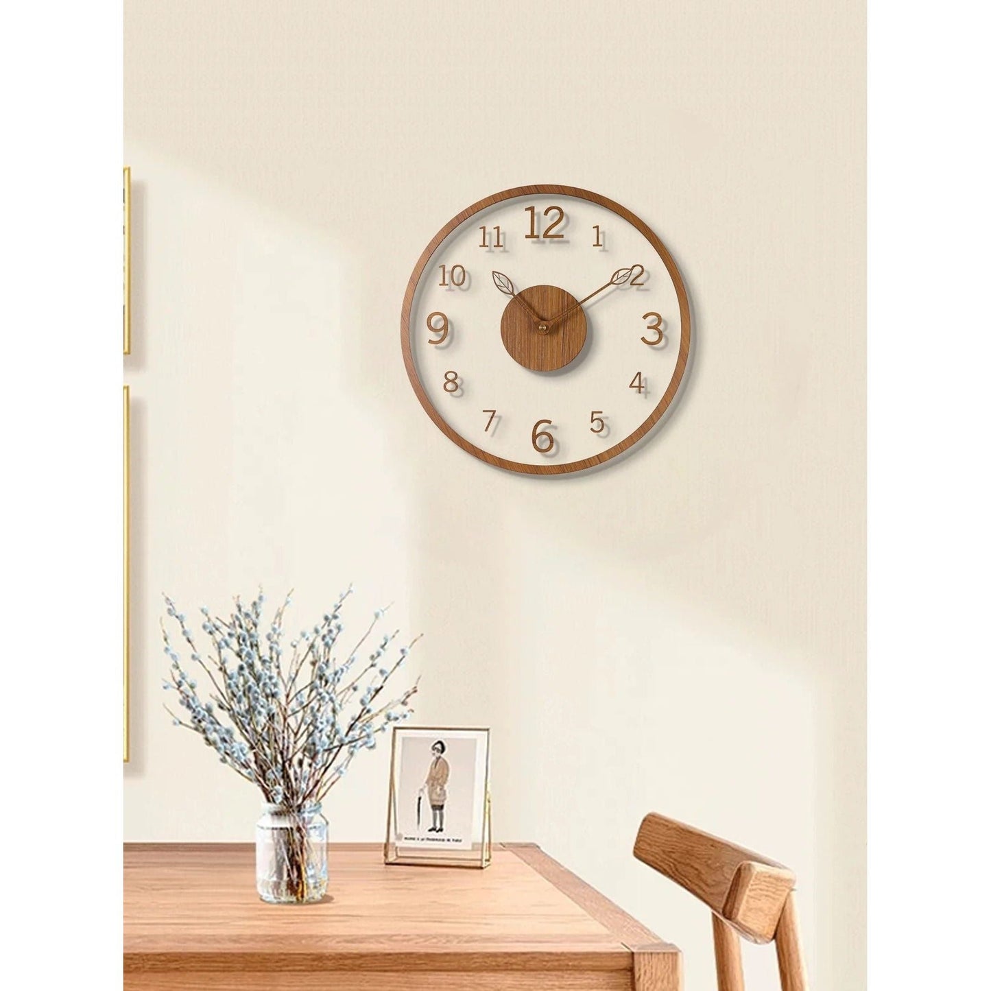 TimberTouch Klocka - Minimalistisk Träådring Väggklocka