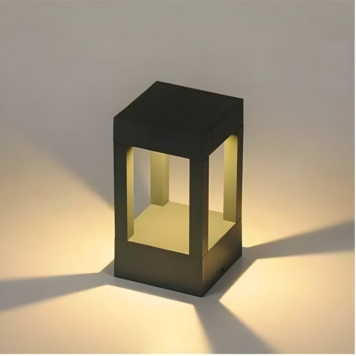 LumoPost - Vattentät LED-gräslampa i aluminium