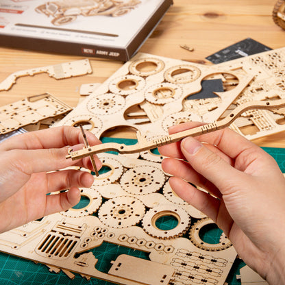 Trämodell järnväg - Timmars byggande roligt med 3D trämodell järnväg